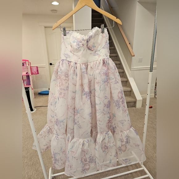 Selkie - The Ribbon Dancer French Corset Dress - Picture 3 of 5